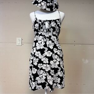 Motel Rocks Hawaiian sun dress and bucket hat